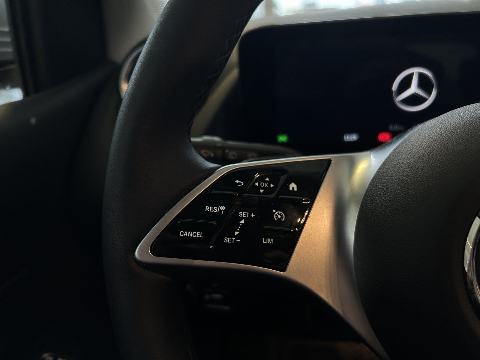 Fahrzeugabbildung Mercedes-Benz B 200 Progressive LED+KAMERA+EASYPK+DAB+CARPLAY