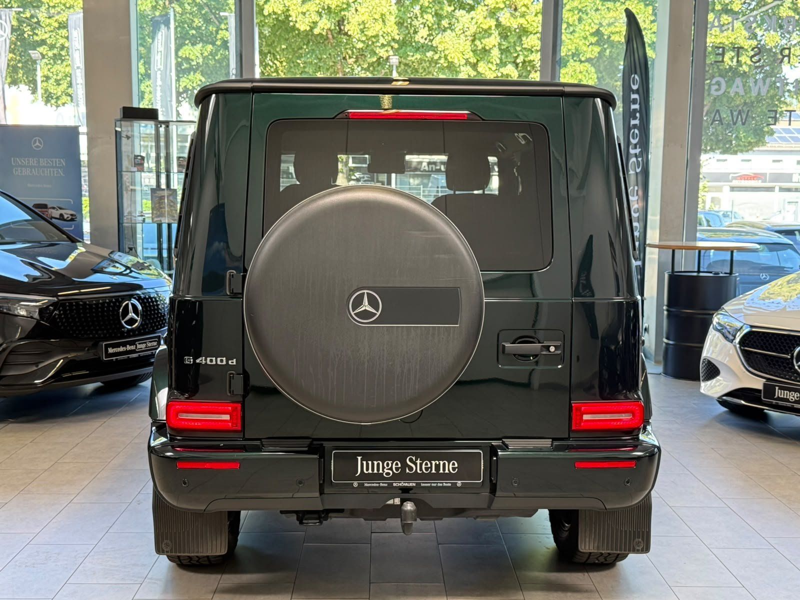 Fahrzeugabbildung Mercedes-Benz G 400d COMAND+AHK+MBEAM+MEMORY+SHD+KAMERA+WIDESC