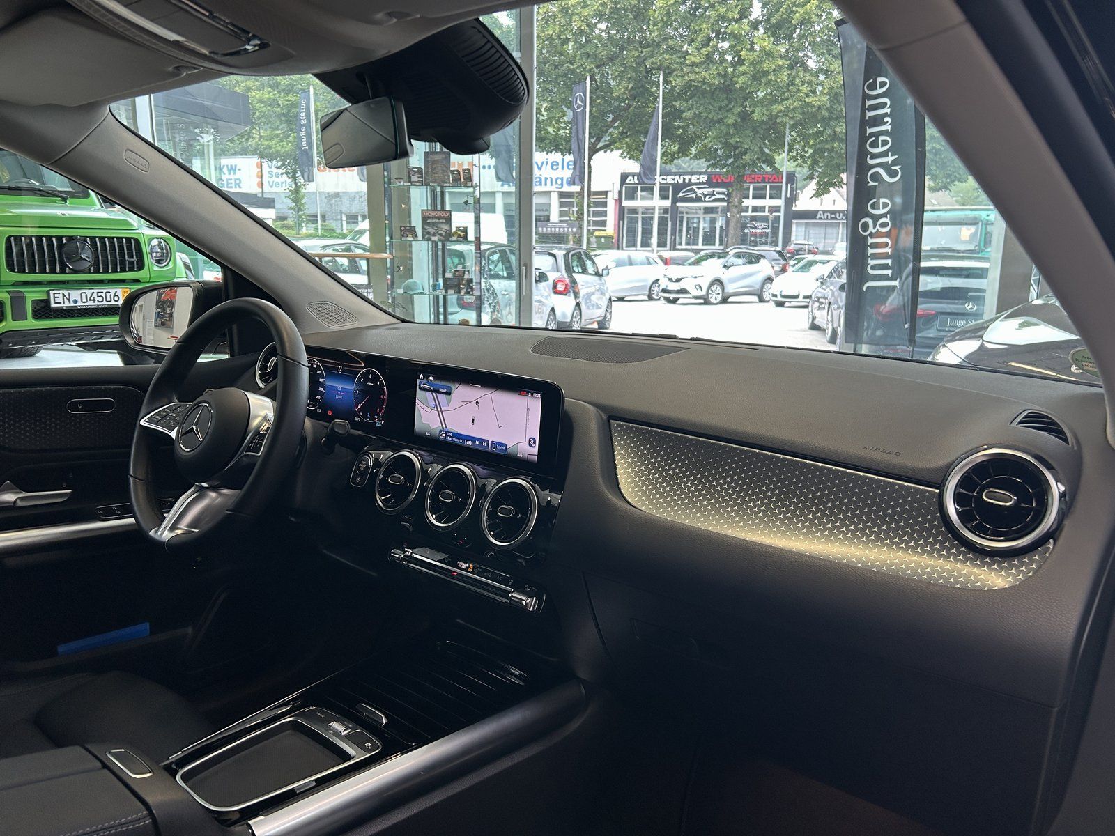 Fahrzeugabbildung Mercedes-Benz B 200 d PROGRESSIVE LINE ADV+DISTRONIC+STANDHEIZ