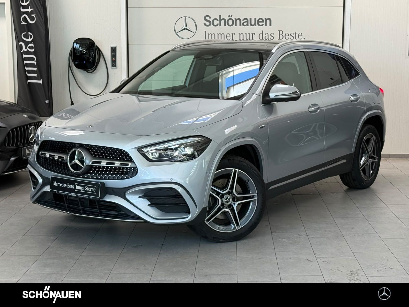 Mercedes-Benz GLA 250e AMG+PANO+MBEAM+HUD+MEMORY+360°+KEYLESS