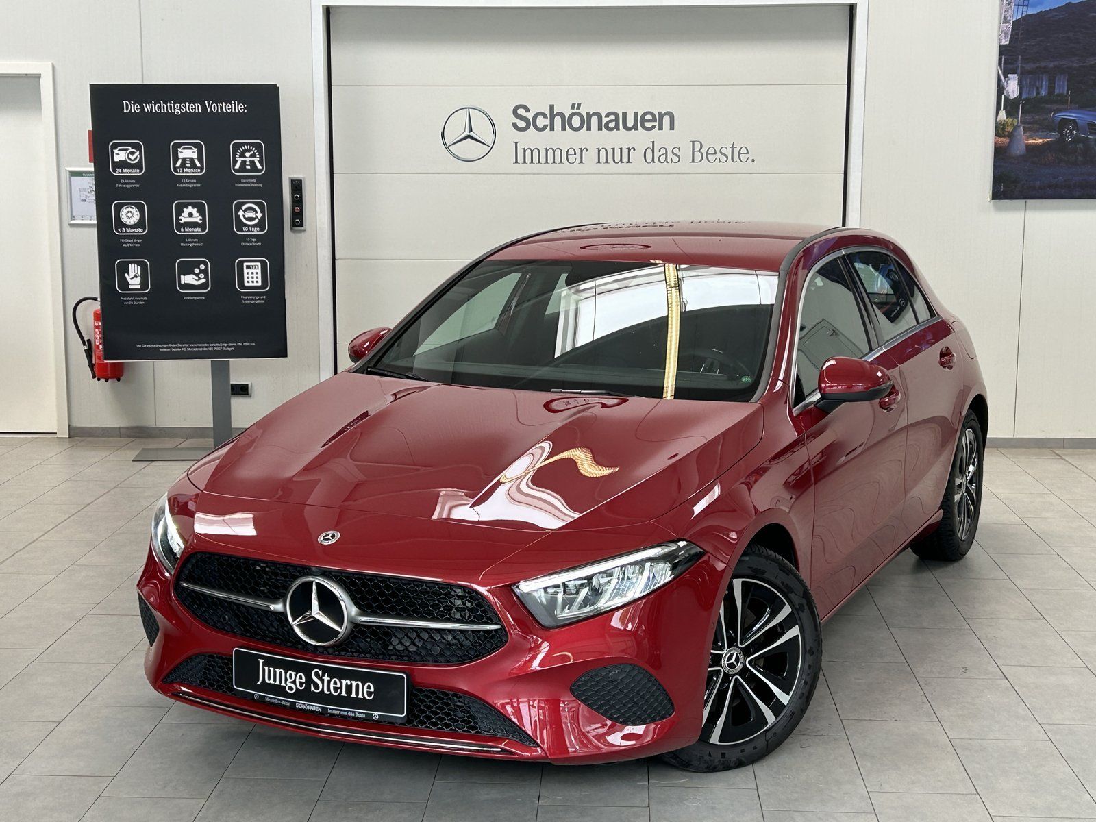 Fahrzeugabbildung Mercedes-Benz A 220 4MATIC PROGRESSIVE ADVANCED+AHK+VOLLDIGITA