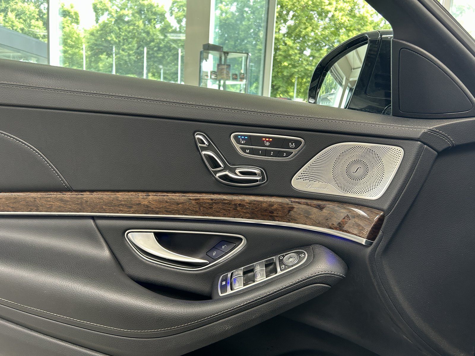 Fahrzeugabbildung Mercedes-Benz S 350 BlueTEC PANORAMA+DISTRONIC+BURMESTER+AIRMA