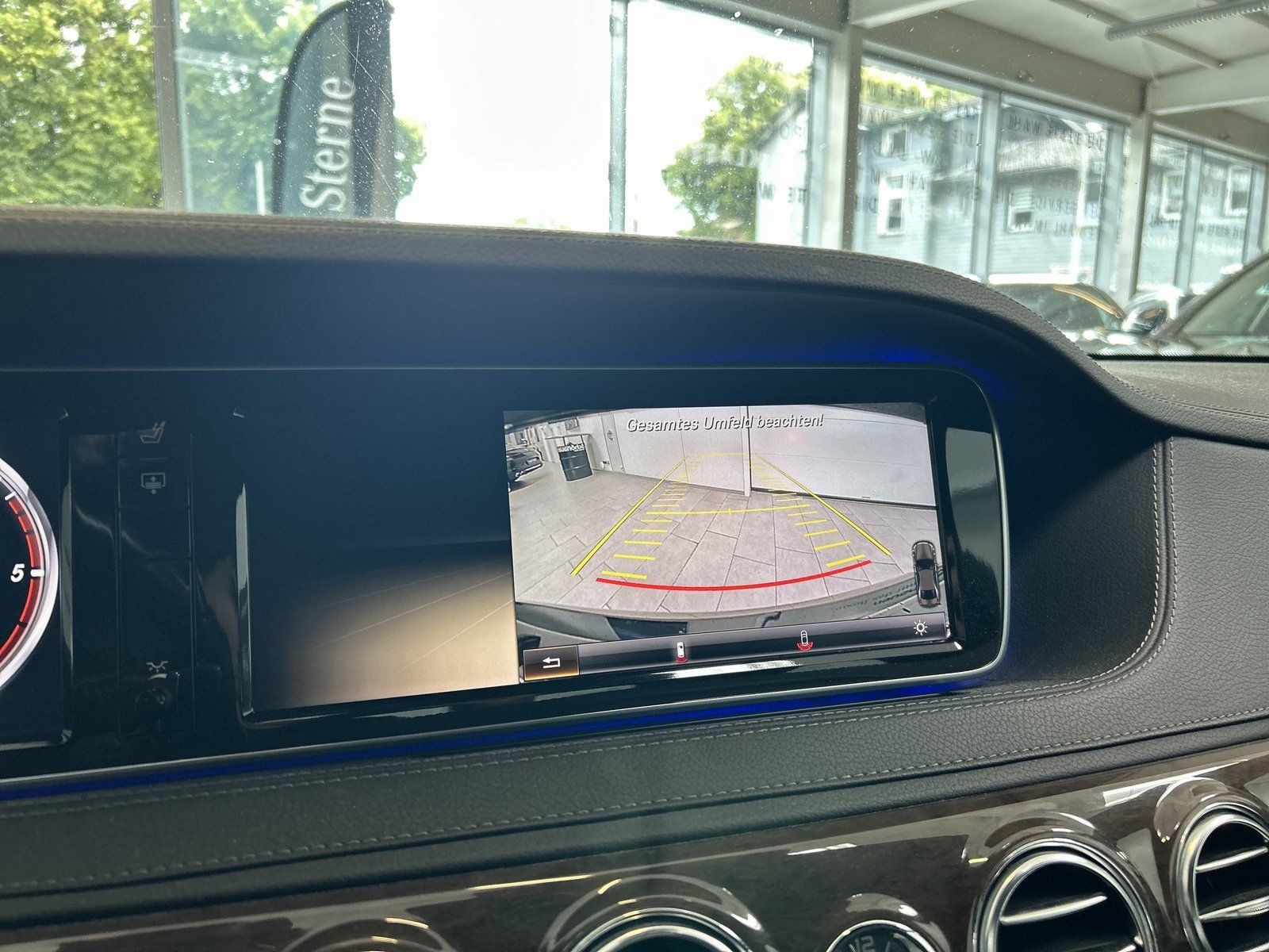 Fahrzeugabbildung Mercedes-Benz S 350 BlueTEC PANORAMA+DISTRONIC+BURMESTER+AIRMA