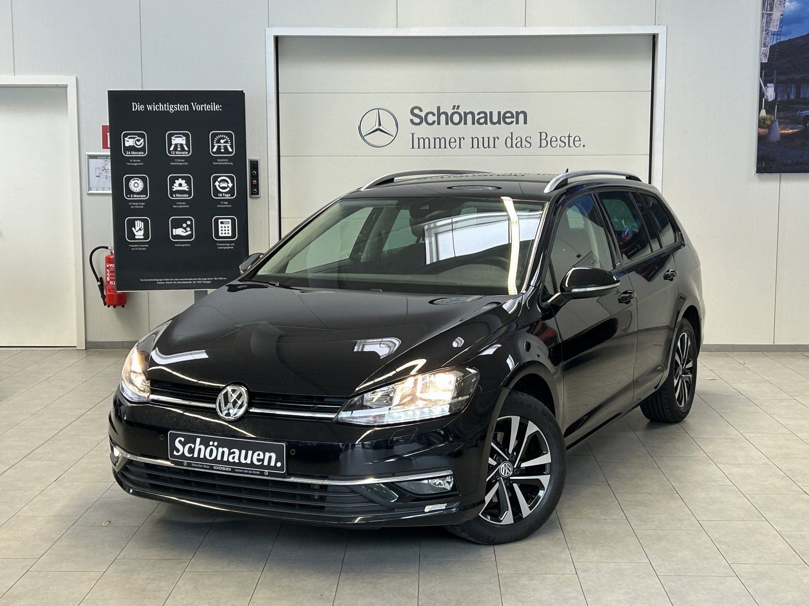 Volkswagen Golf VII 2.0 TDI IQ.DRIVE ACC+SHZ+NAVI