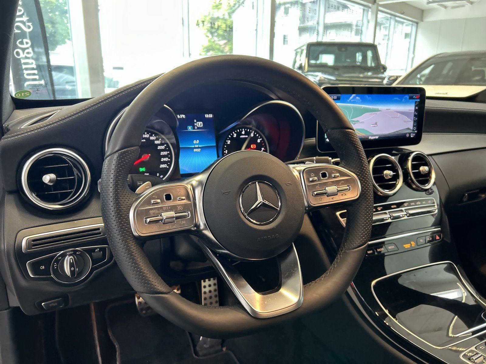 Fahrzeugabbildung Mercedes-Benz C 180 AMG Coupé HIGH-END INFOTAINMENT+KAMERA+SHZ