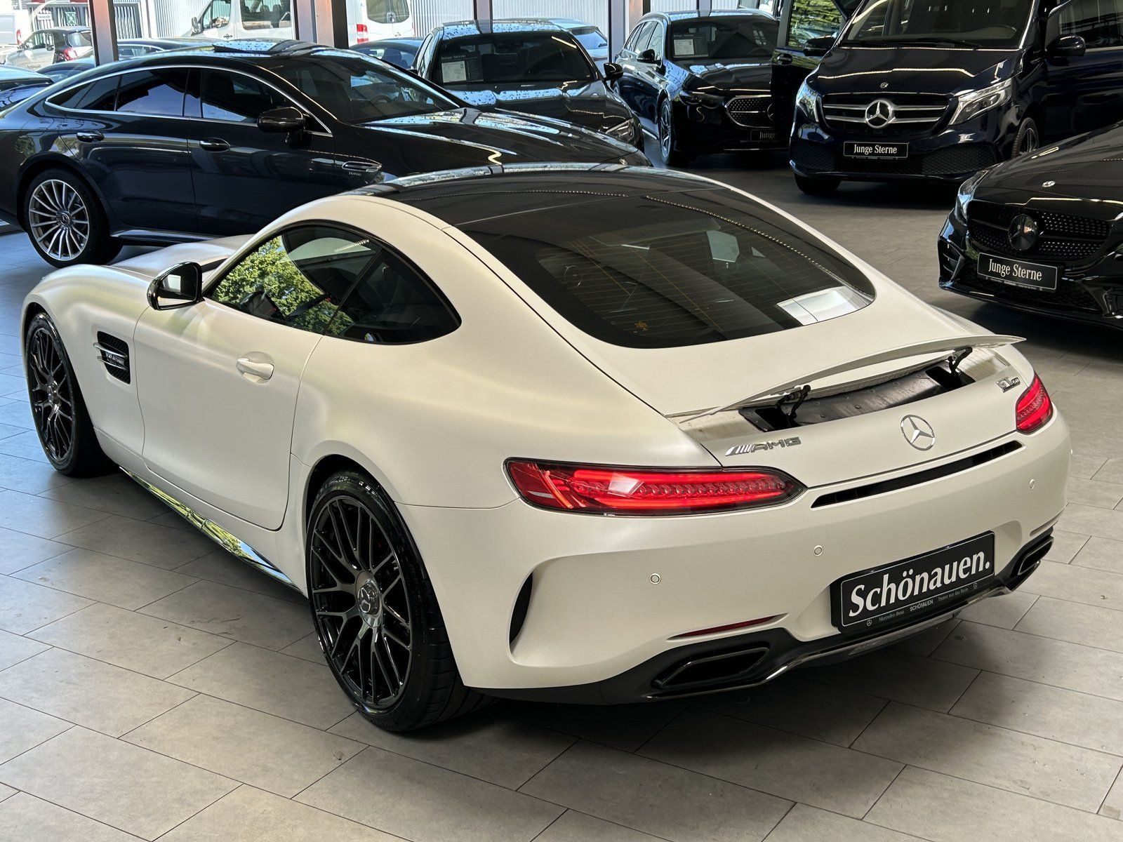 Fahrzeugabbildung Mercedes-Benz GT C EDITION 50 PERF.ABGAS+PANO+SITZKLIMA+MEMORY