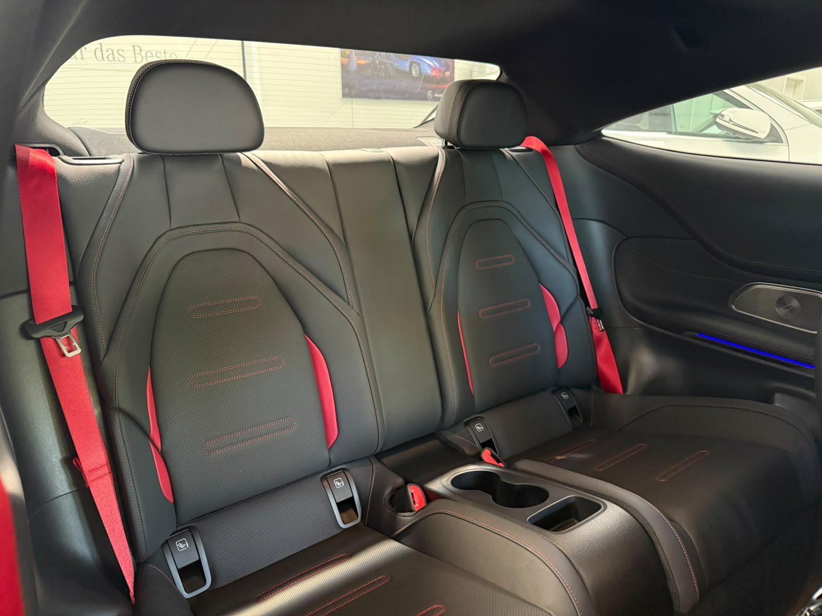 Fahrzeugabbildung Mercedes-Benz CLE 53 4M+ Coupé CARBON+DRIVERS+HUD+PANO+BURMES