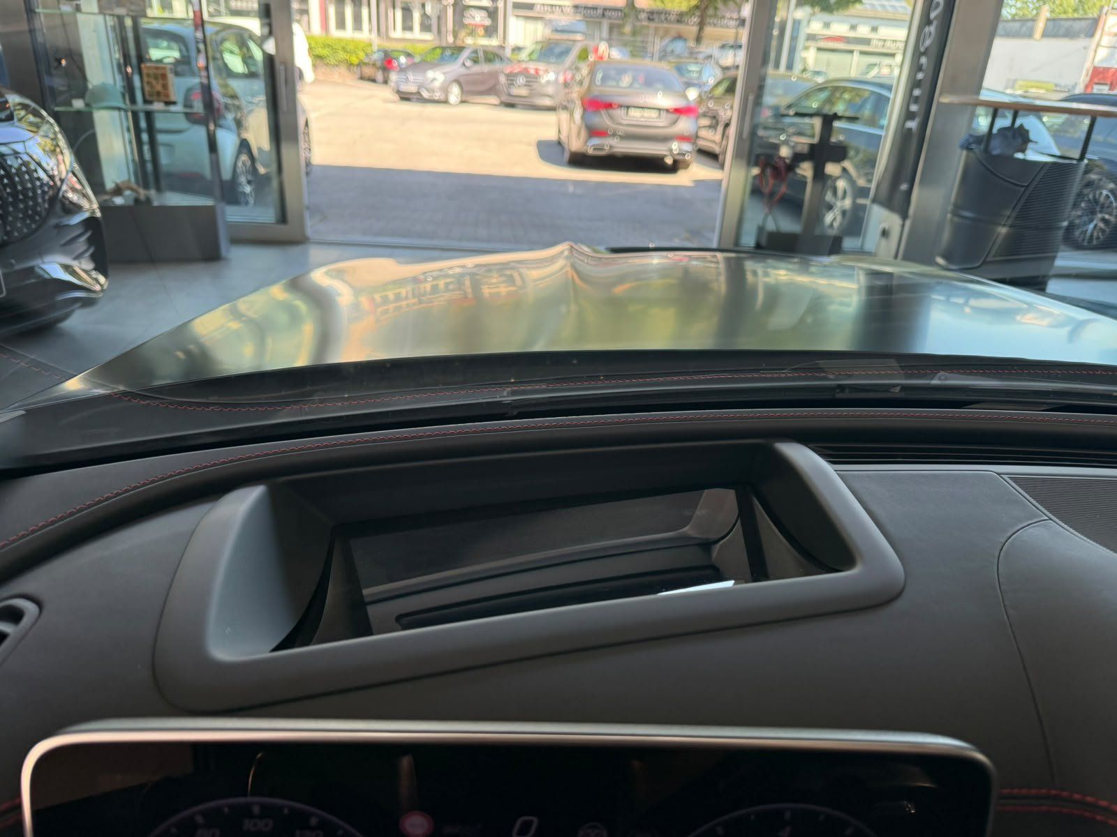 Fahrzeugabbildung Mercedes-Benz CLE 53 4M+ Coupé CARBON+DRIVERS+HUD+PANO+BURMES