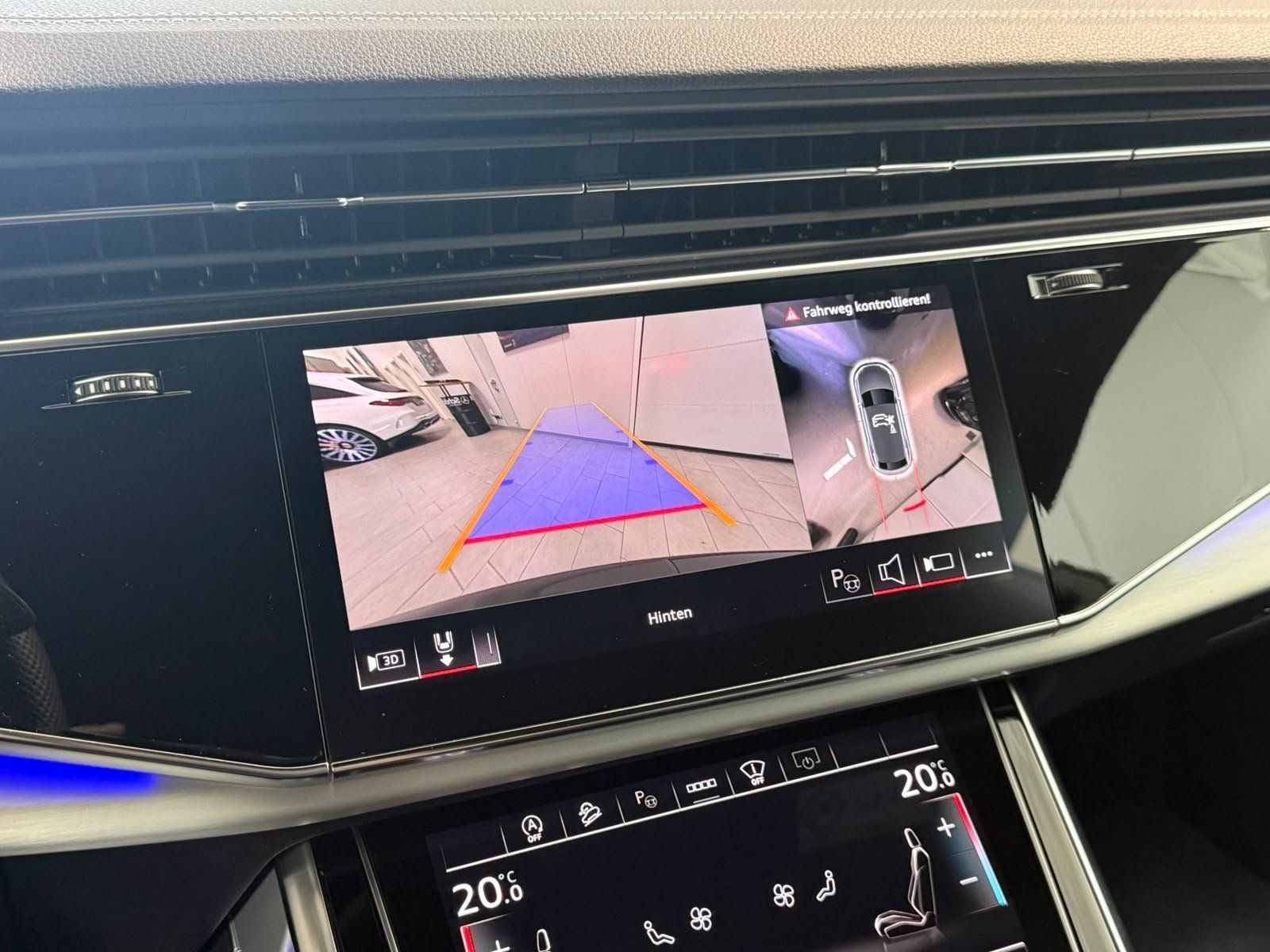 Fahrzeugabbildung Audi Q8 50 3.0 TDI quattro S-LINE PANO+MATRIX+HUD+ACC