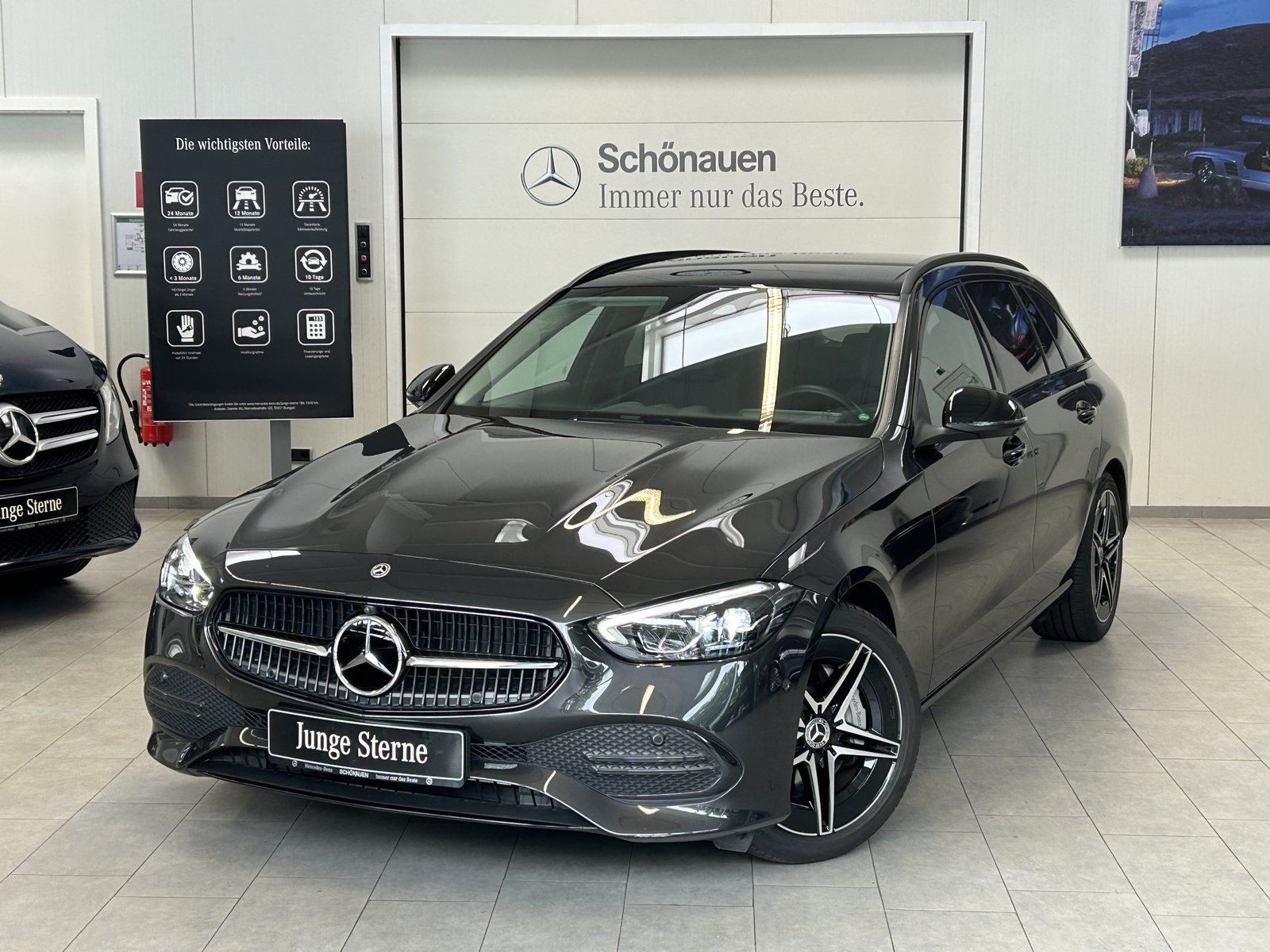 Mercedes-Benz C 300 4MATIC T AMG 18"+PANO+DISTRONIC+360°+