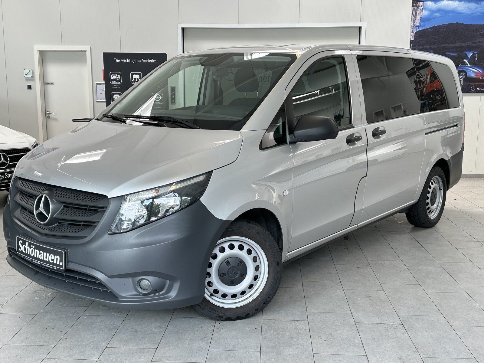 Mercedes-Benz Vito 119 CDI Tourer lang+5 Sitzer+2xSchiebet+AHK