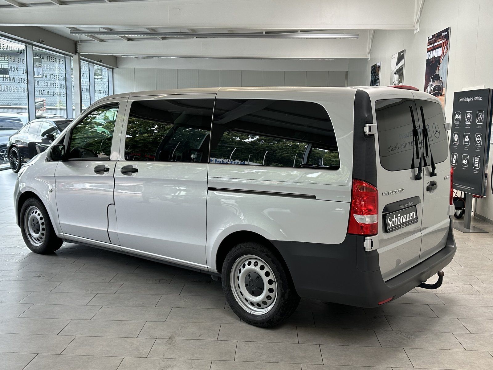 Fahrzeugabbildung Mercedes-Benz Vito 119 CDI Tourer lang+5 Sitzer+2xSchiebet+AHK