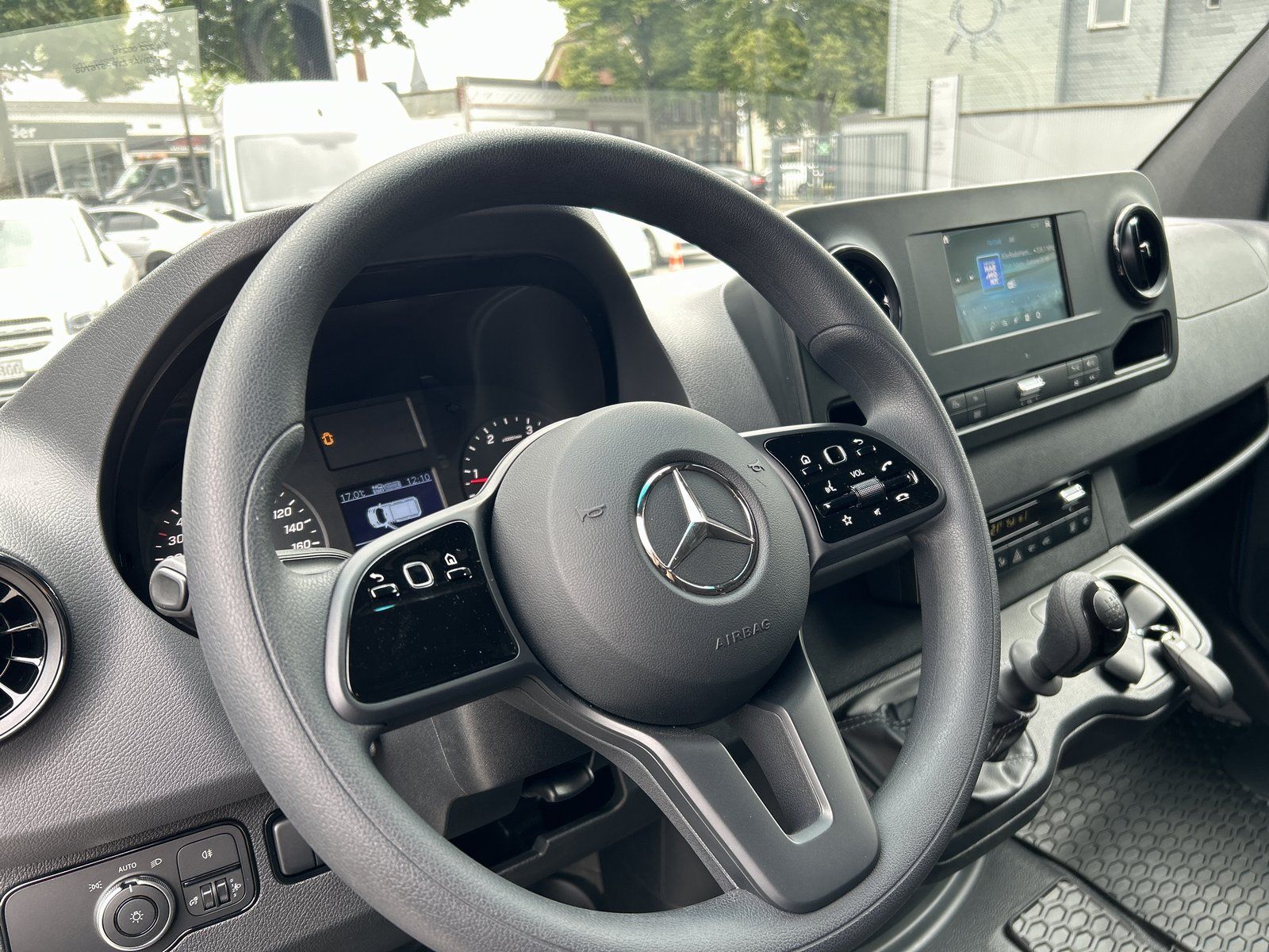 Fahrzeugabbildung Mercedes-Benz Sprinter 315 CDI L1H1 HECKANTR 3,5t+AHK2,8t+STHZ