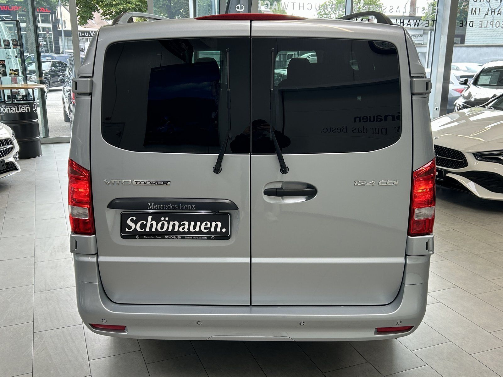 Fahrzeugabbildung Mercedes-Benz Vito 124 Tourer SPORTPAKET+STDHZ+360+DISTRO+19"