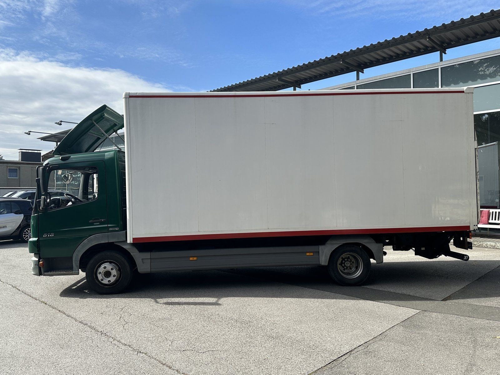 Fahrzeugabbildung Mercedes-Benz Atego 818 4X2 4220 KLIMA+LBW+HU06/25+2xAHK+DRULU