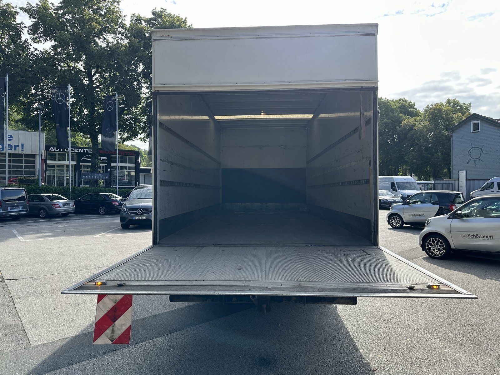 Fahrzeugabbildung Mercedes-Benz Atego 818 4X2 4220 KLIMA+LBW+HU06/25+2xAHK+DRULU