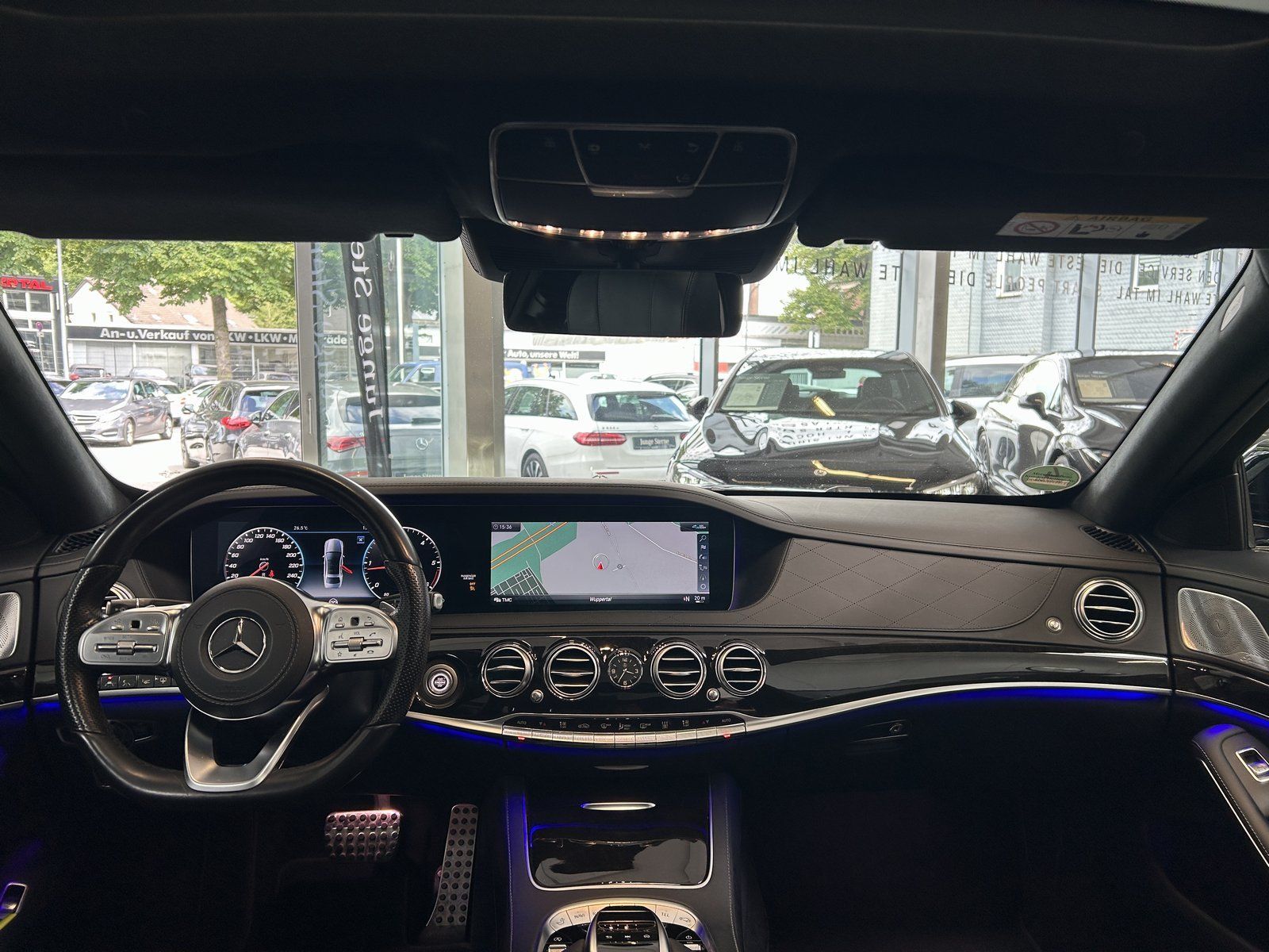 Fahrzeugabbildung Mercedes-Benz S 400d AMG TV+FONDENT+STHZ+EXKLUSIVPKT+HUD+AHK