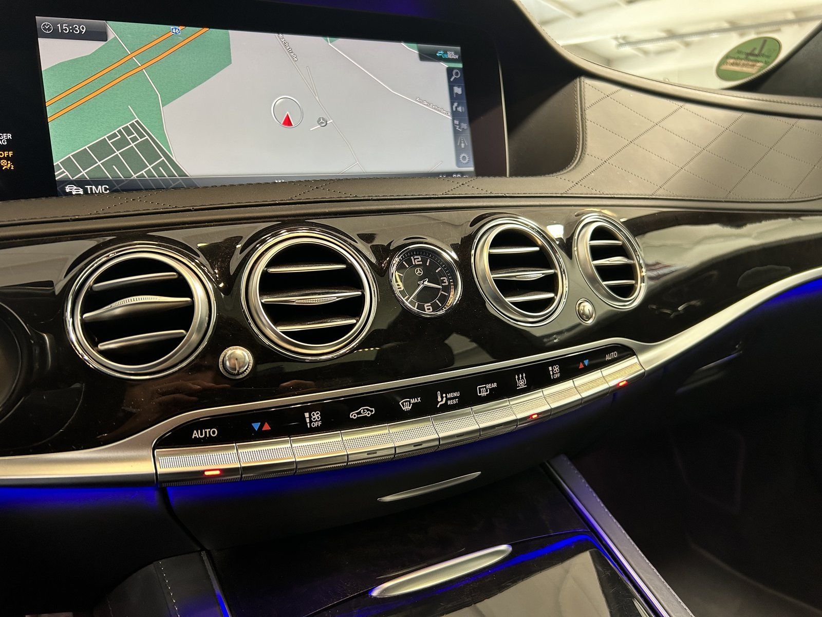 Fahrzeugabbildung Mercedes-Benz S 400d AMG TV+FONDENT+STHZ+EXKLUSIVPKT+HUD+AHK