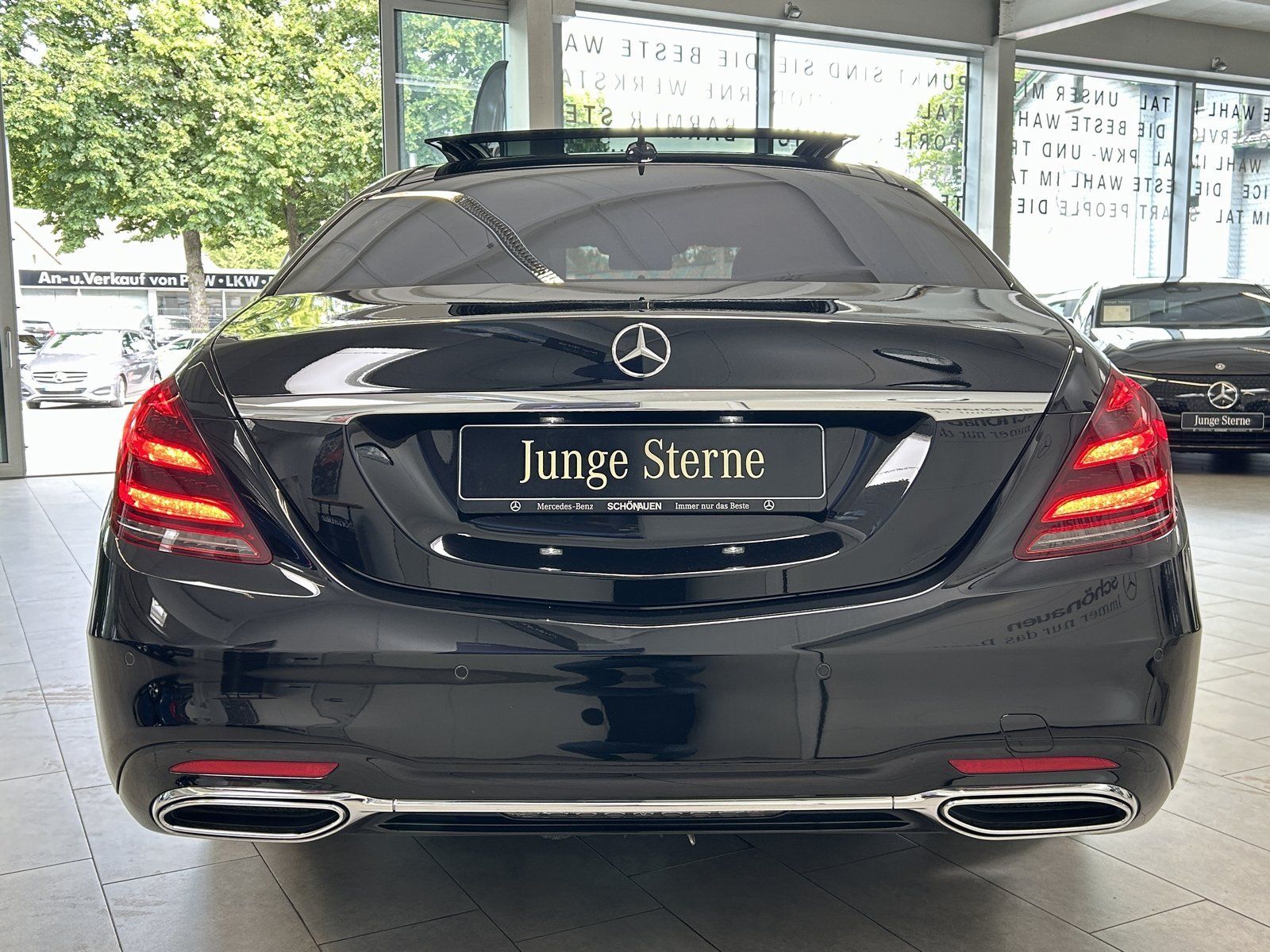 Fahrzeugabbildung Mercedes-Benz S 400d AMG TV+FONDENT+STHZ+EXKLUSIVPKT+HUD+AHK