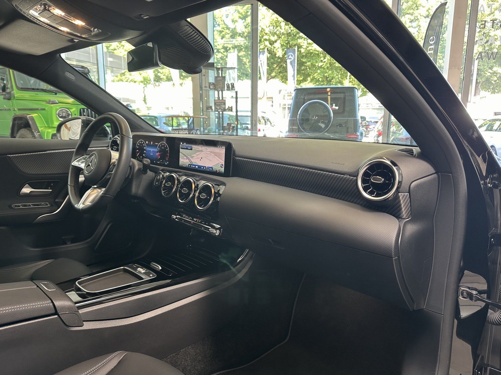 Fahrzeugabbildung Mercedes-Benz A 200 Progressive KAMERA+LED+SPURPKT+CARPLAY+DAB