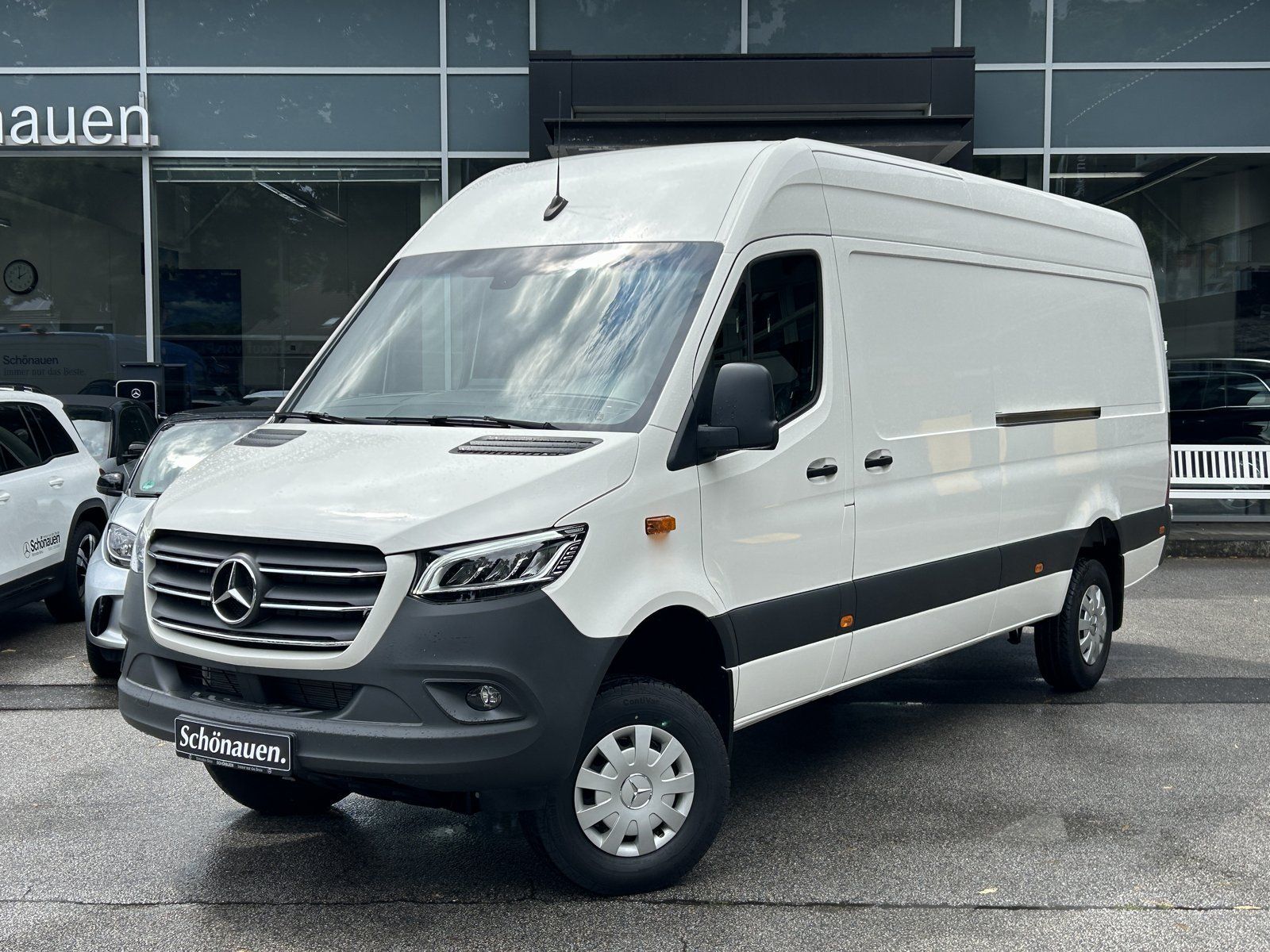 Mercedes-Benz Sprinter 319 ALLRAD Lang Kasten AHKVORR+LED+STHZ