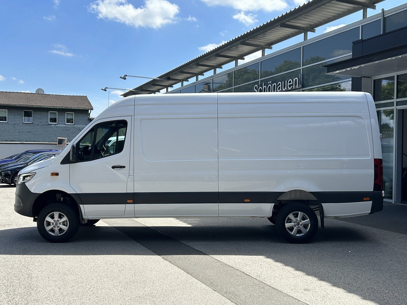 Fahrzeugabbildung Mercedes-Benz Sprinter 319 lang Allrad WOMO+STHZ+LED+DIST+360