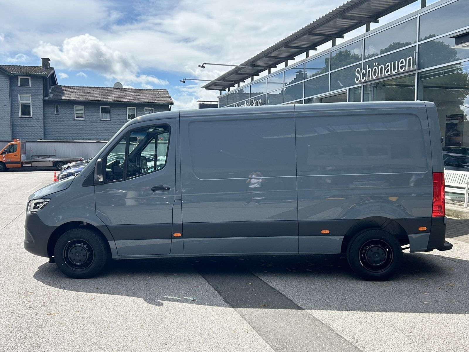 Fahrzeugabbildung Mercedes-Benz Sprinter 211 CDI standard KA L2H1 LED+9G+KAMERA