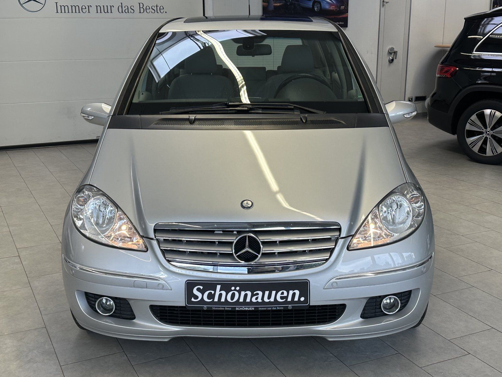 Fahrzeugabbildung Mercedes-Benz A 170 SCHIEBEDACH+NAVI+SITZHEIZUNG+KLIMA+PDC