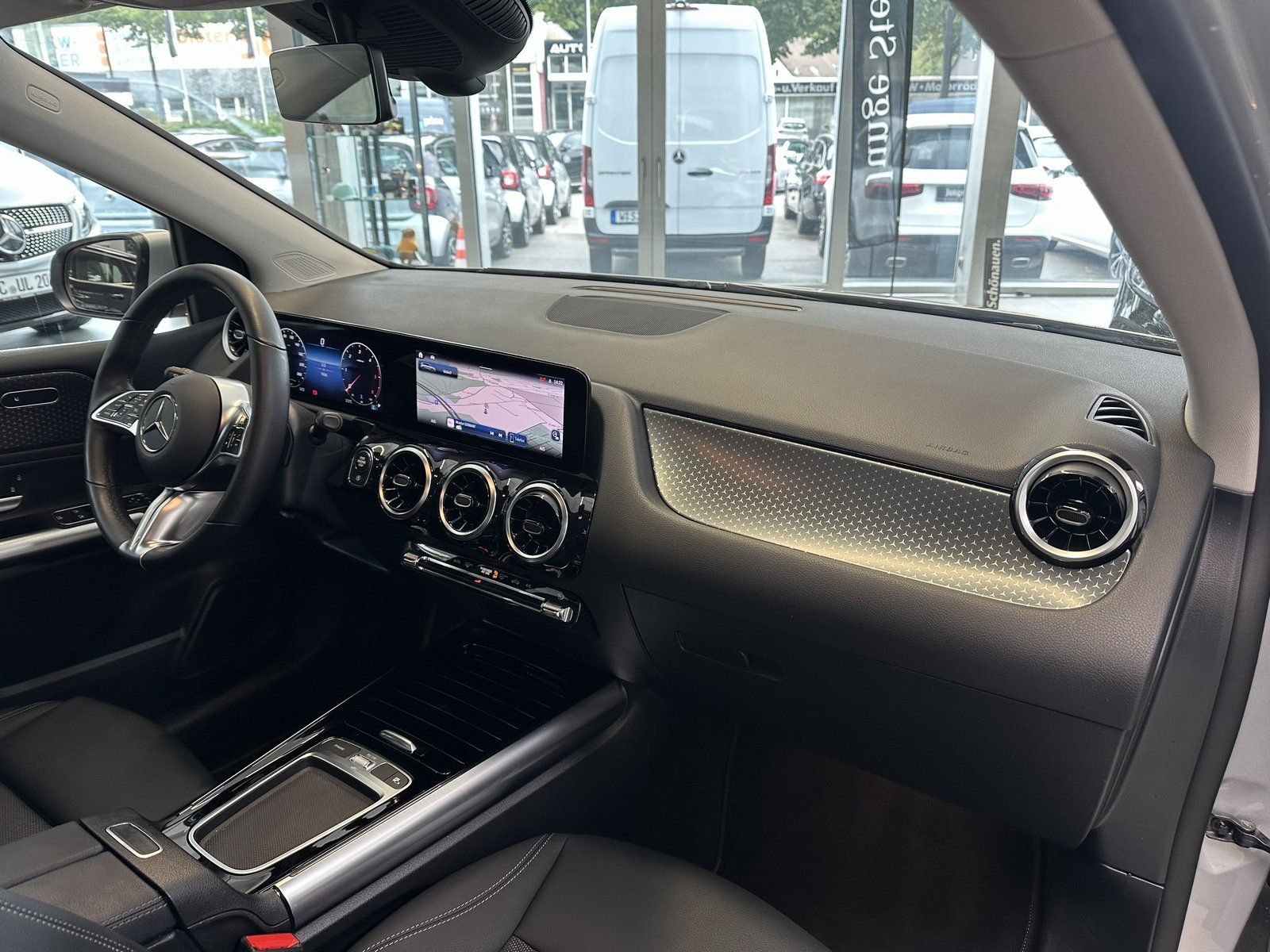 Fahrzeugabbildung Mercedes-Benz B 220 d Progressive Line Adv.+CARPLAY+EASYPACK