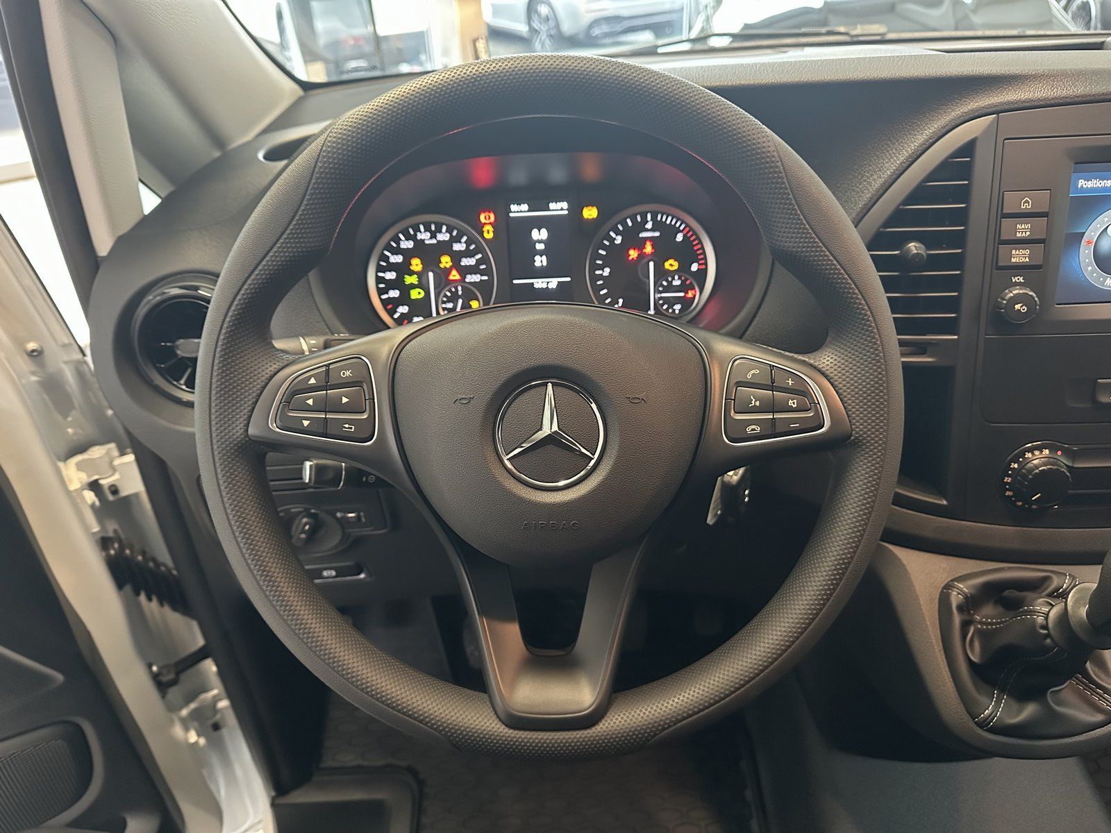 Fahrzeugabbildung Mercedes-Benz Vito 110 CDI Kasten lang KAMERA+KLIMA+DAB+TEMPO.