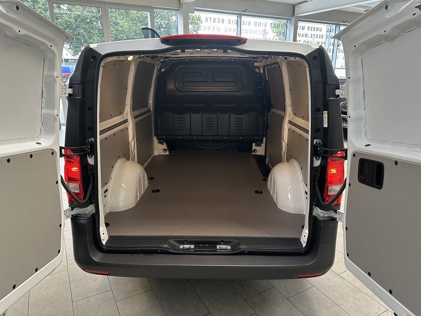 Fahrzeugabbildung Mercedes-Benz Vito 110 CDI Kasten lang KAMERA+KLIMA+DAB+TEMPO.