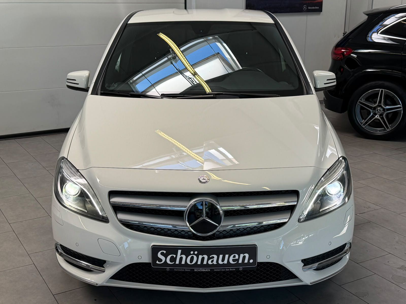 Fahrzeugabbildung Mercedes-Benz B 180 CDI BIXENON+AHK+KAMERA+SITZHZ+KLIMA+PTS