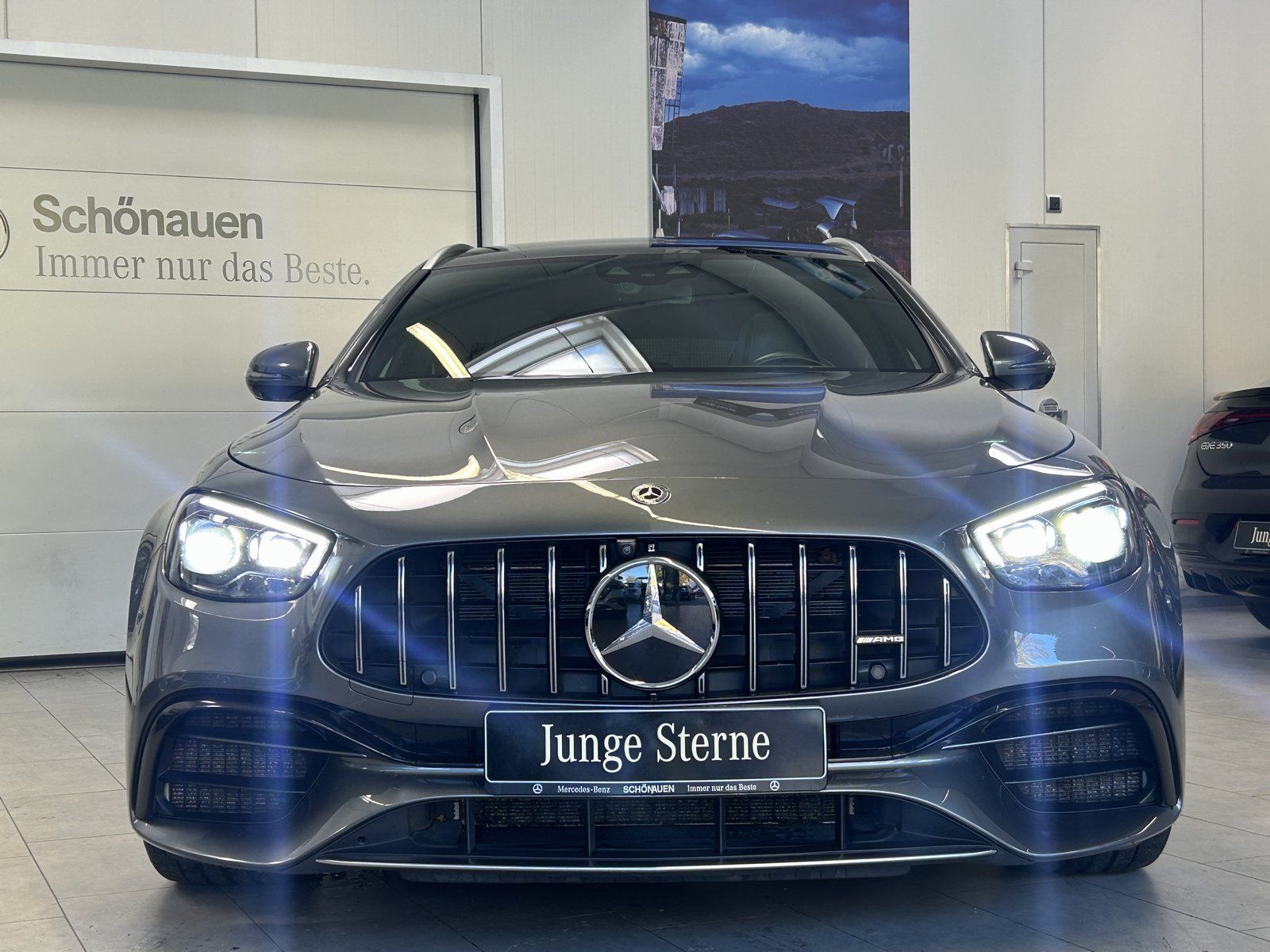 Fahrzeugabbildung Mercedes-Benz AMG E 63S 4M T KERAMIK+DRIVERS+CARBON+MBEAM+PANO