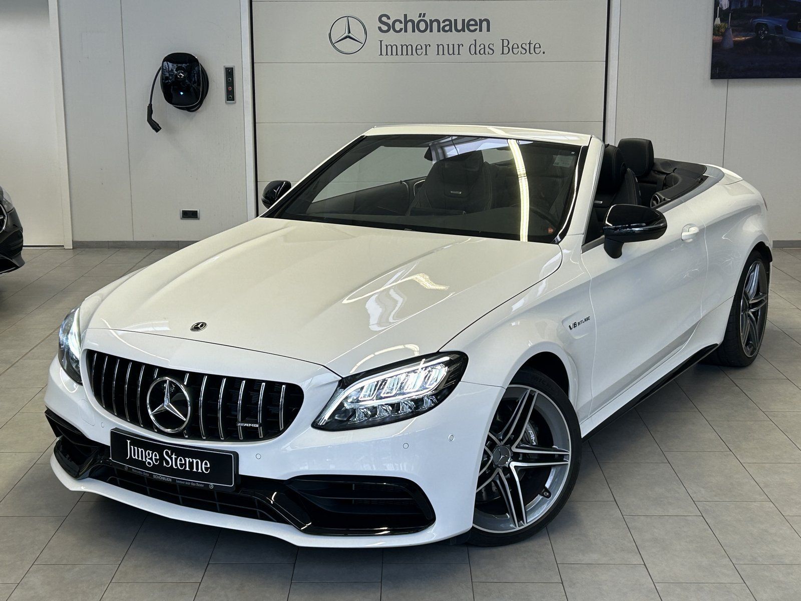 Fahrzeugabbildung Mercedes-Benz C 63 Cabrio NIGHT+PERF.ABGAS+LED+TOTW+CARPL.+IWC