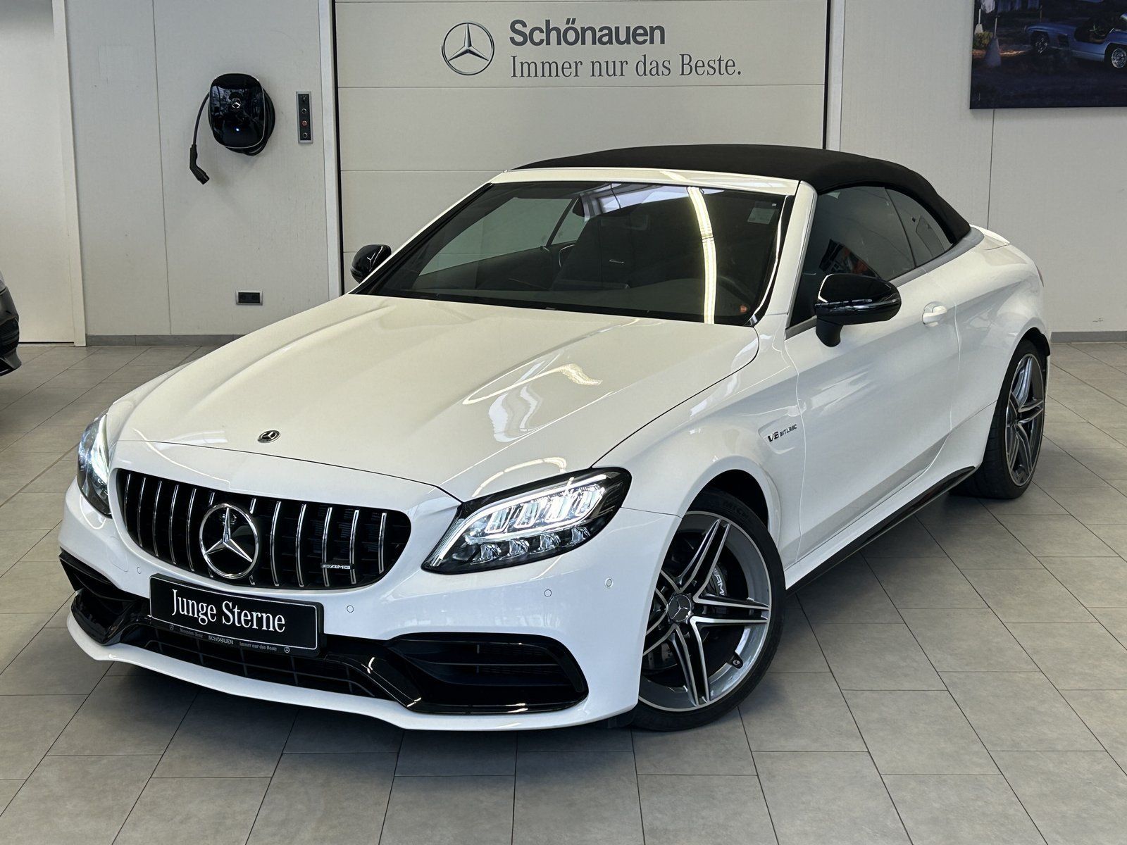 Fahrzeugabbildung Mercedes-Benz C 63 Cabrio NIGHT+PERF.ABGAS+LED+TOTW+CARPL.+IWC