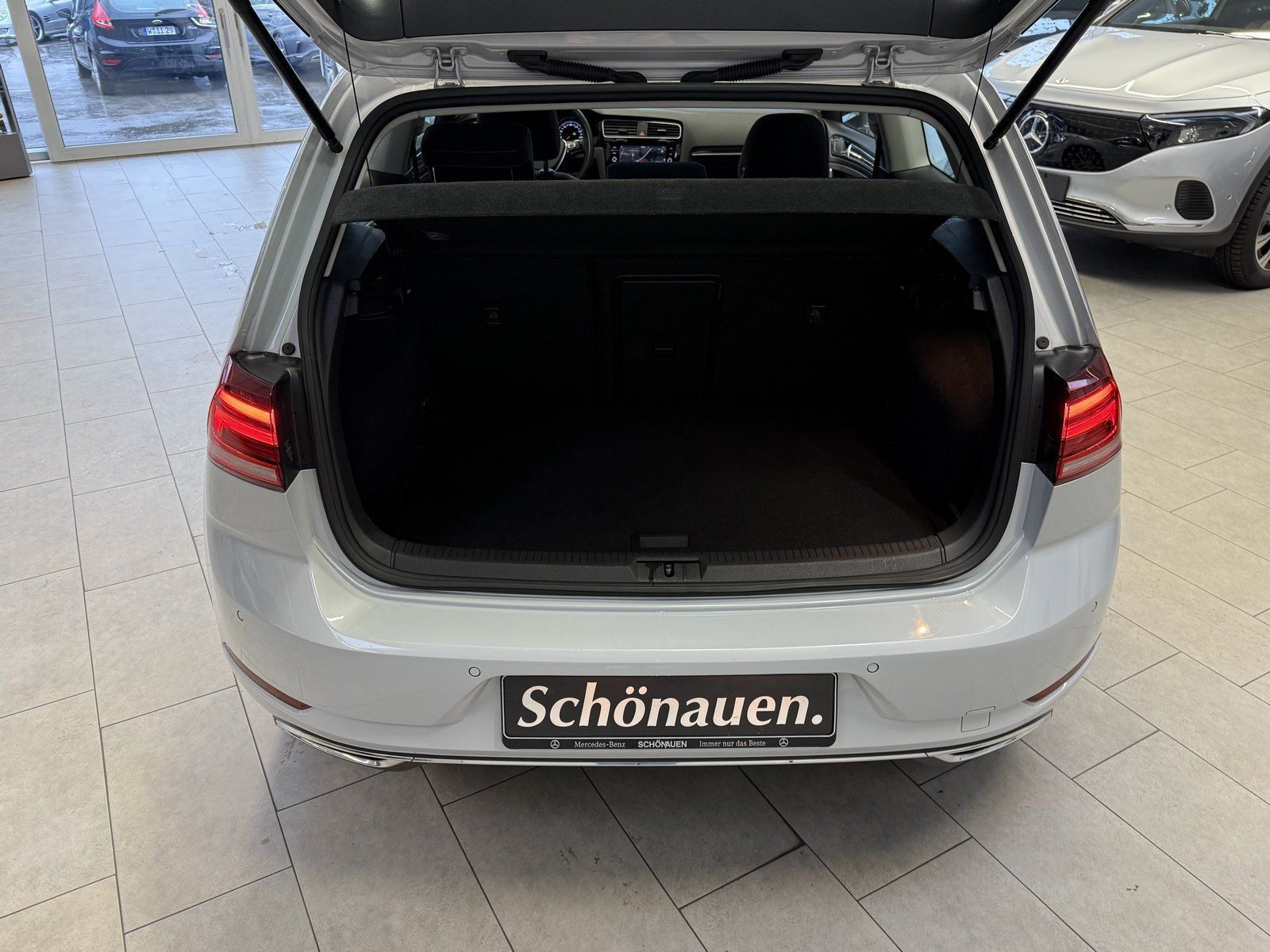 Fahrzeugabbildung Volkswagen Golf VII 1.4 TSI BMT Highline DSG+PANO+PDC