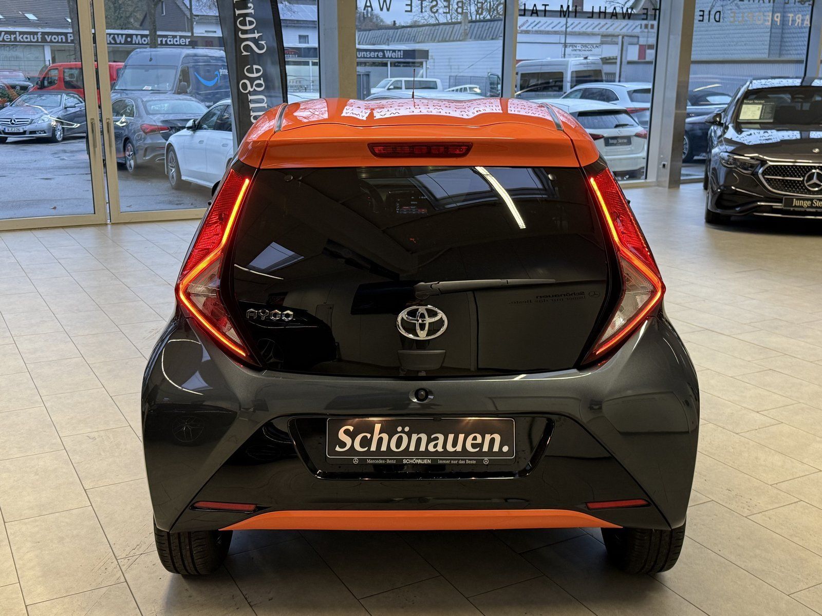 Fahrzeugabbildung Toyota Aygo 1.0 x-JBL KAMERA+x-touch+JBL+Lichtassistent