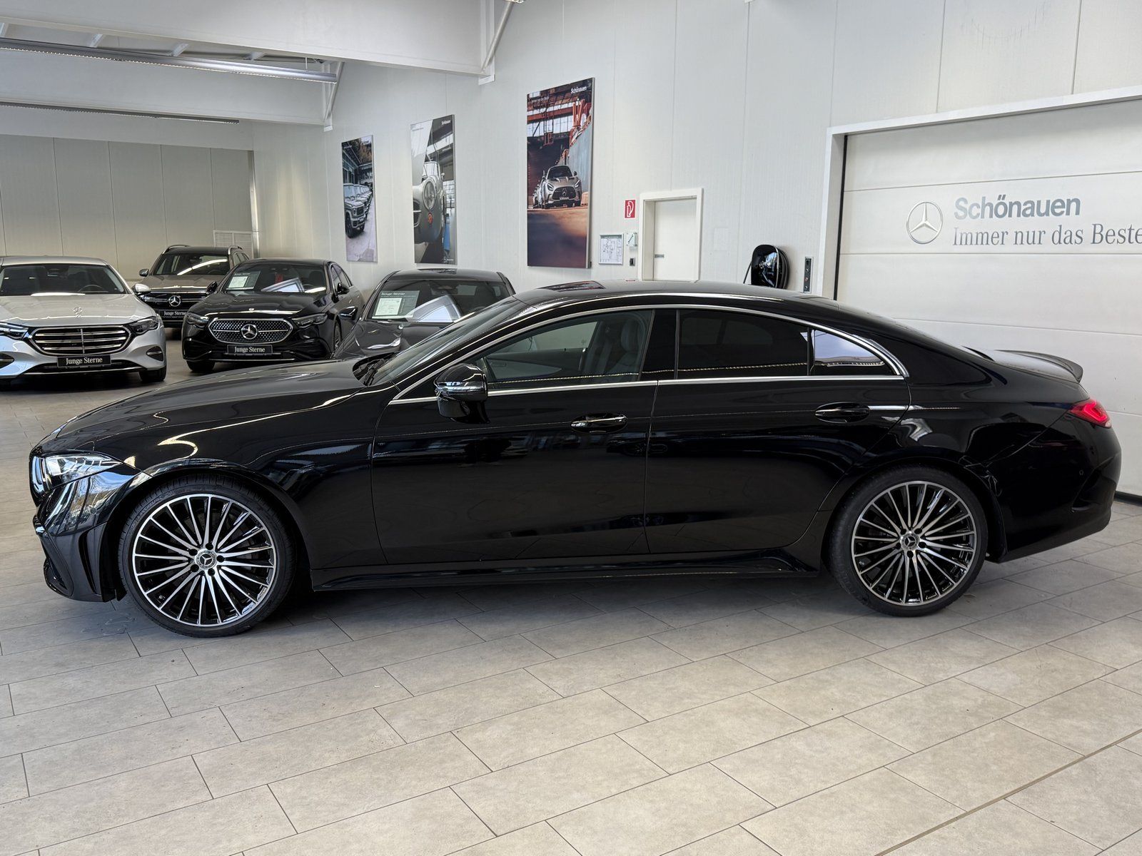 Fahrzeugabbildung Mercedes-Benz CLS 220 d AMG 20"+VOLLEDER+WIDE+TOTWINK+PRIVACY