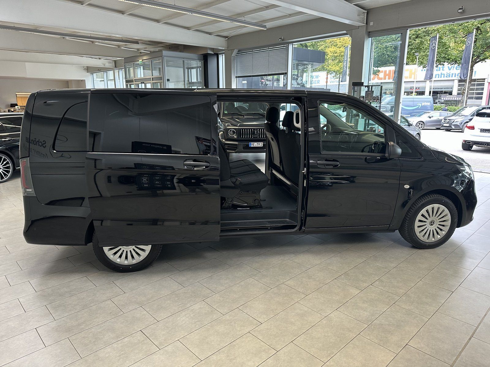 Fahrzeugabbildung Mercedes-Benz Vito Tourer PRO 114 MOPF+extralang 9 Sitz+DISTRO