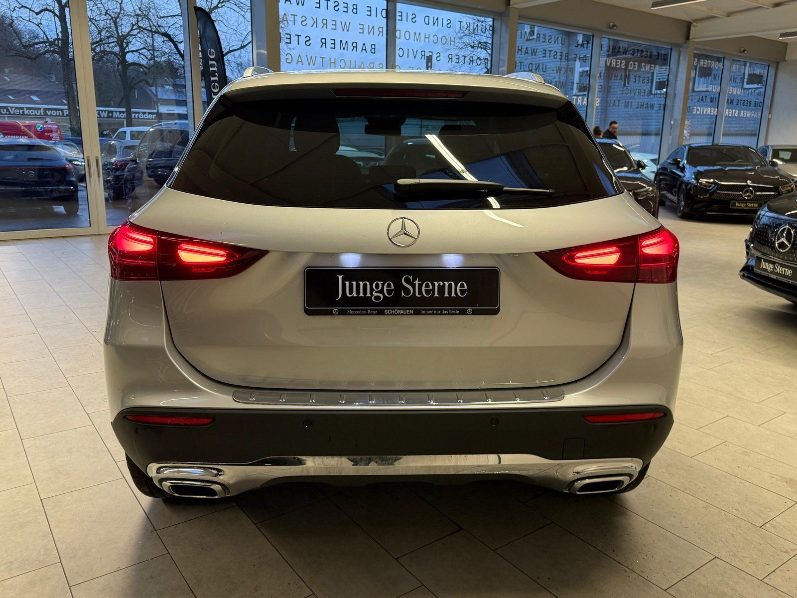 Fahrzeugabbildung Mercedes-Benz GLA 200 Progressive MBEAM+KAMERA+KEYLESS+EASYPK