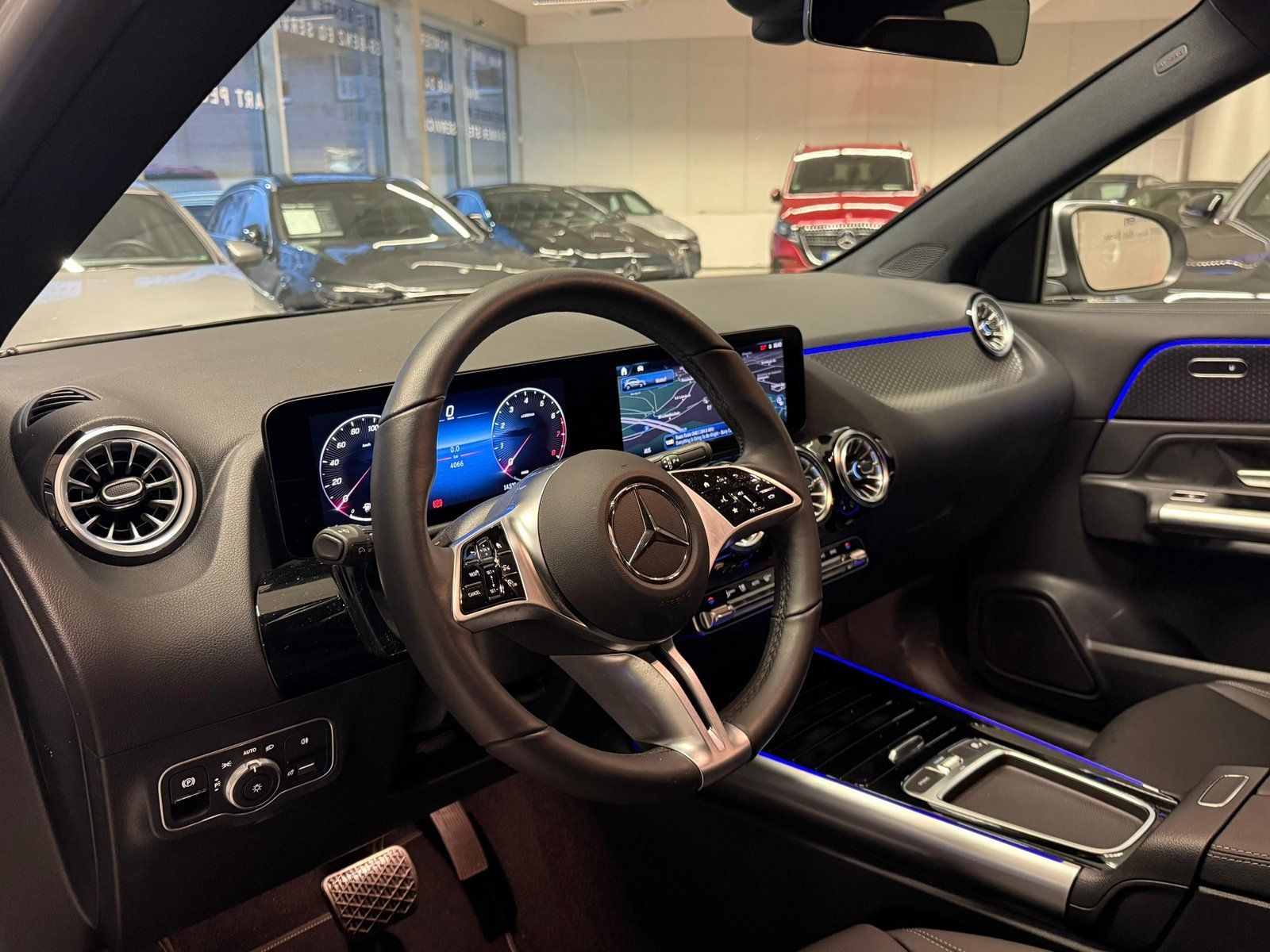 Fahrzeugabbildung Mercedes-Benz GLA 200 Progressive MBEAM+KAMERA+KEYLESS+EASYPK