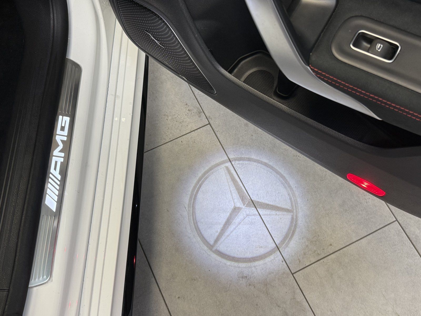 Fahrzeugabbildung Mercedes-Benz CLA 45s 4M+ AERO+HUD+PANO+DISTR+NIGHT+MBEAM+360°