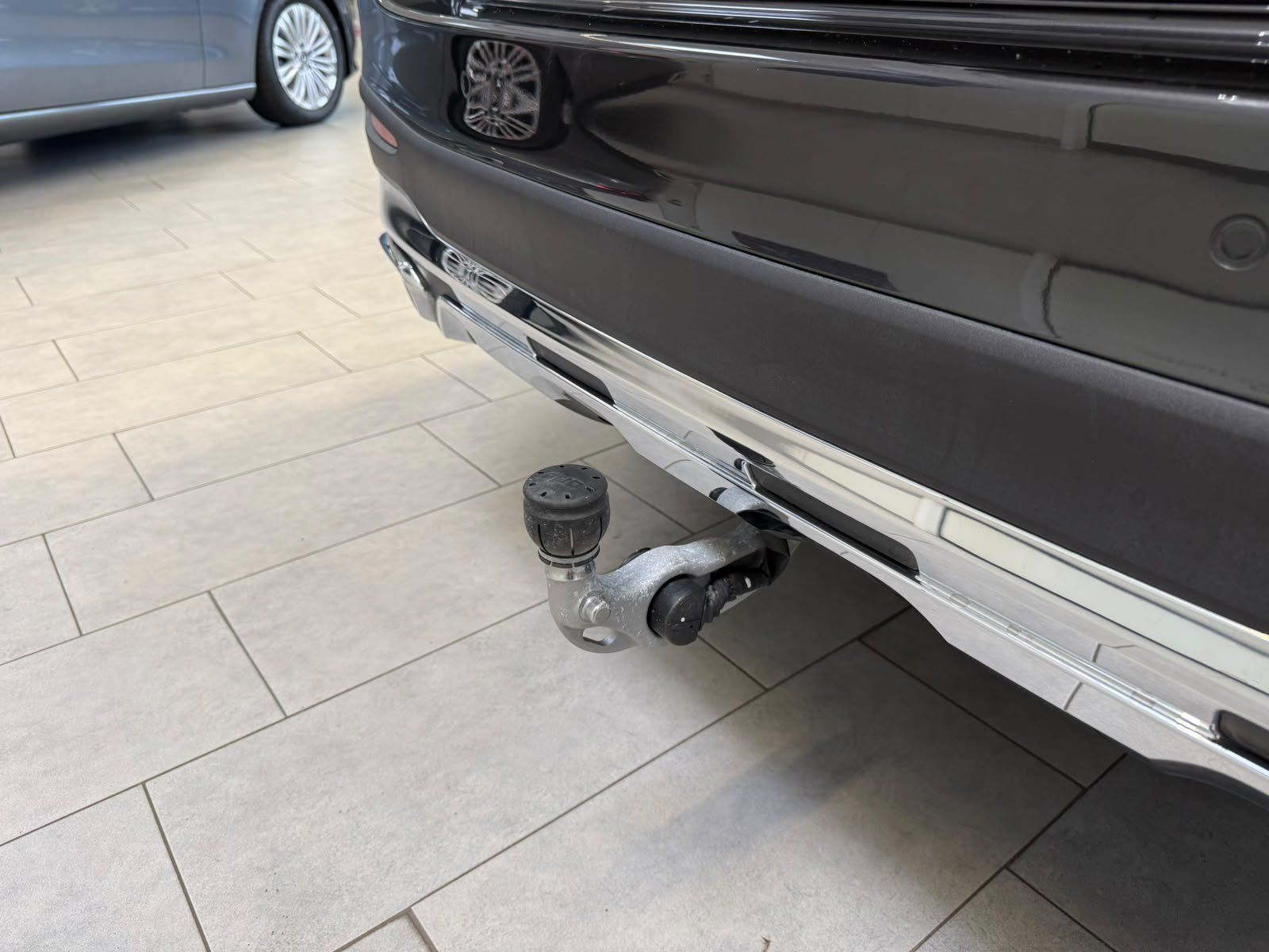 Fahrzeugabbildung Mercedes-Benz GLC 300de 4M AMG+DISTR+AHK+MEMORY+360°+DIGITAL