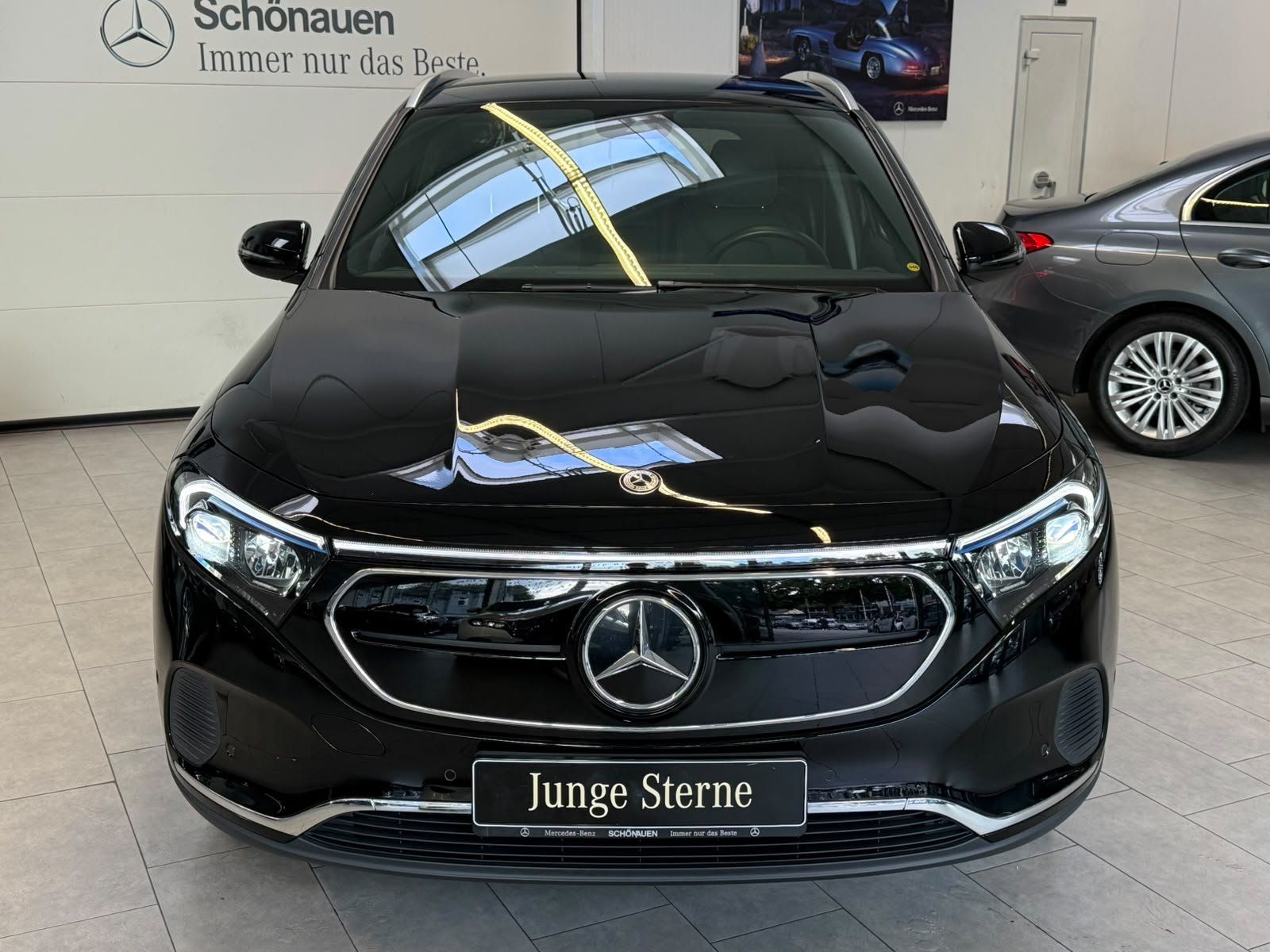 Fahrzeugabbildung Mercedes-Benz EQA 250 Progressive KAMERA+TOTW+LED+CARPLAY+DAB