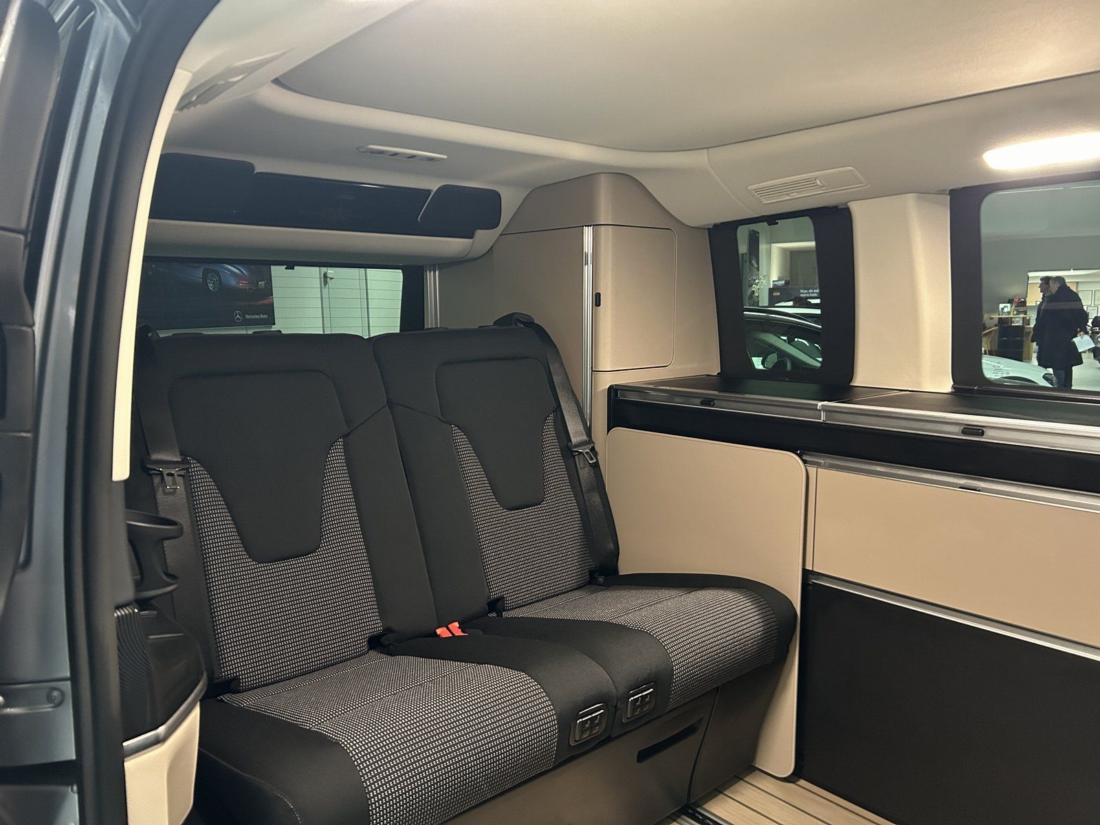 Fahrzeugabbildung Mercedes-Benz V 220 d Marco Polo MARKISE+STHZ+DISTRO+AHK+KÜCHE