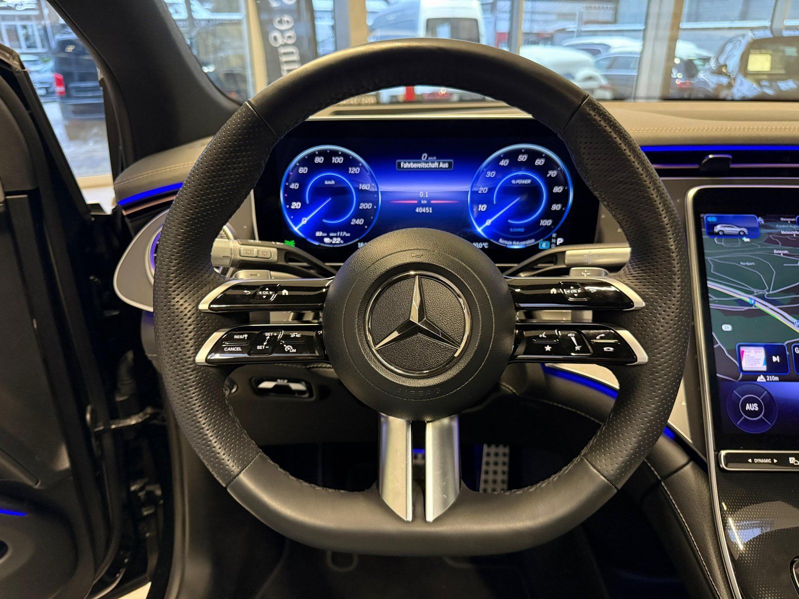 Fahrzeugabbildung Mercedes-Benz EQS 450 4M AMG NAPPA+HUD+PANO+DISTR+BURM+AHK