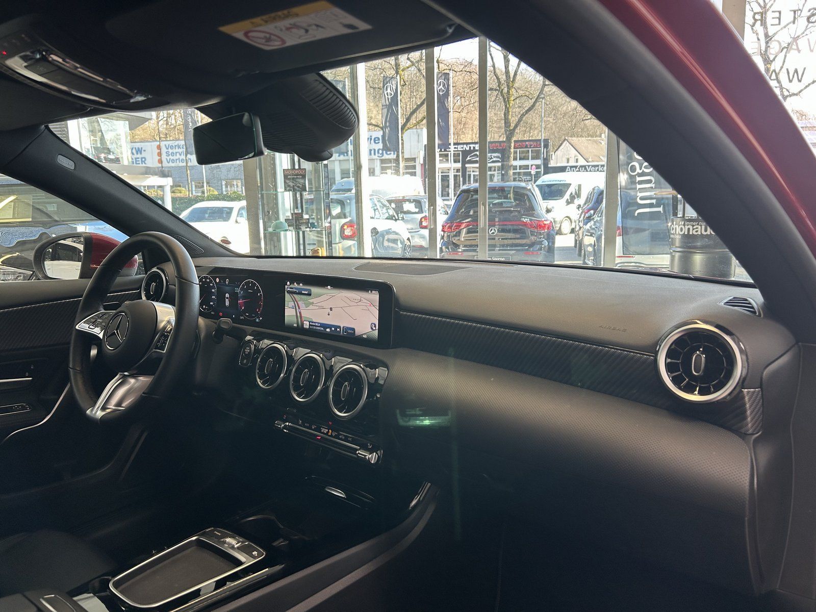 Fahrzeugabbildung Mercedes-Benz A 180 PROGRESSIVE ADVANCED+CARPLAY+WINTERPKT