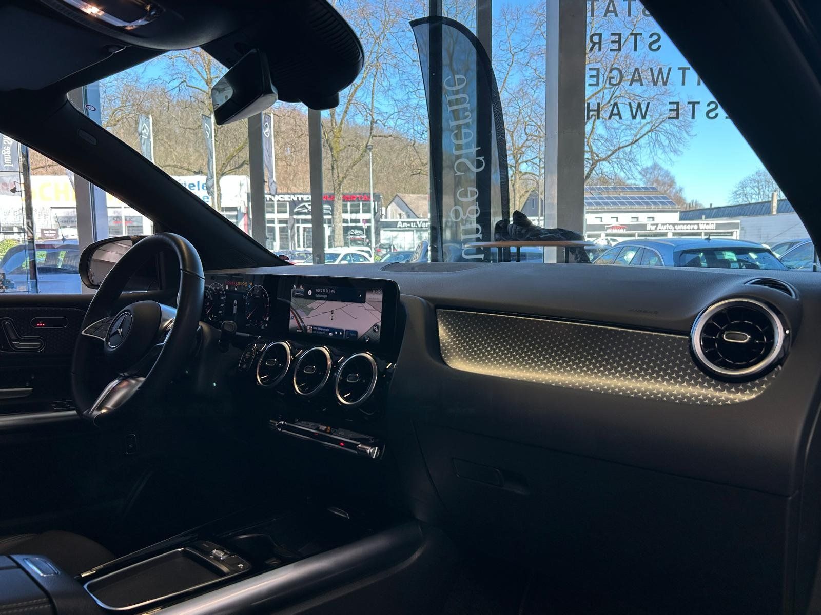 Fahrzeugabbildung Mercedes-Benz B 220 d Progressive Adv+AHK+MEMORY+DISTRON+BEAM