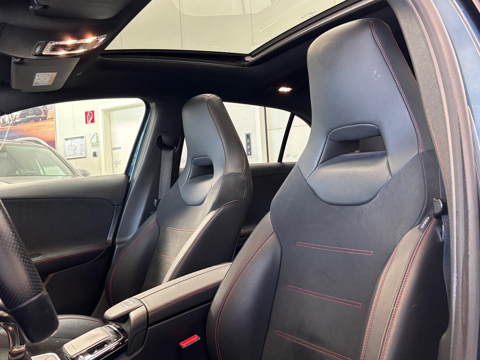 Fahrzeugabbildung Mercedes-Benz A 200 AMG PANO+19"+LED+AMBIENTE+KAMERA+TOTWINKEL
