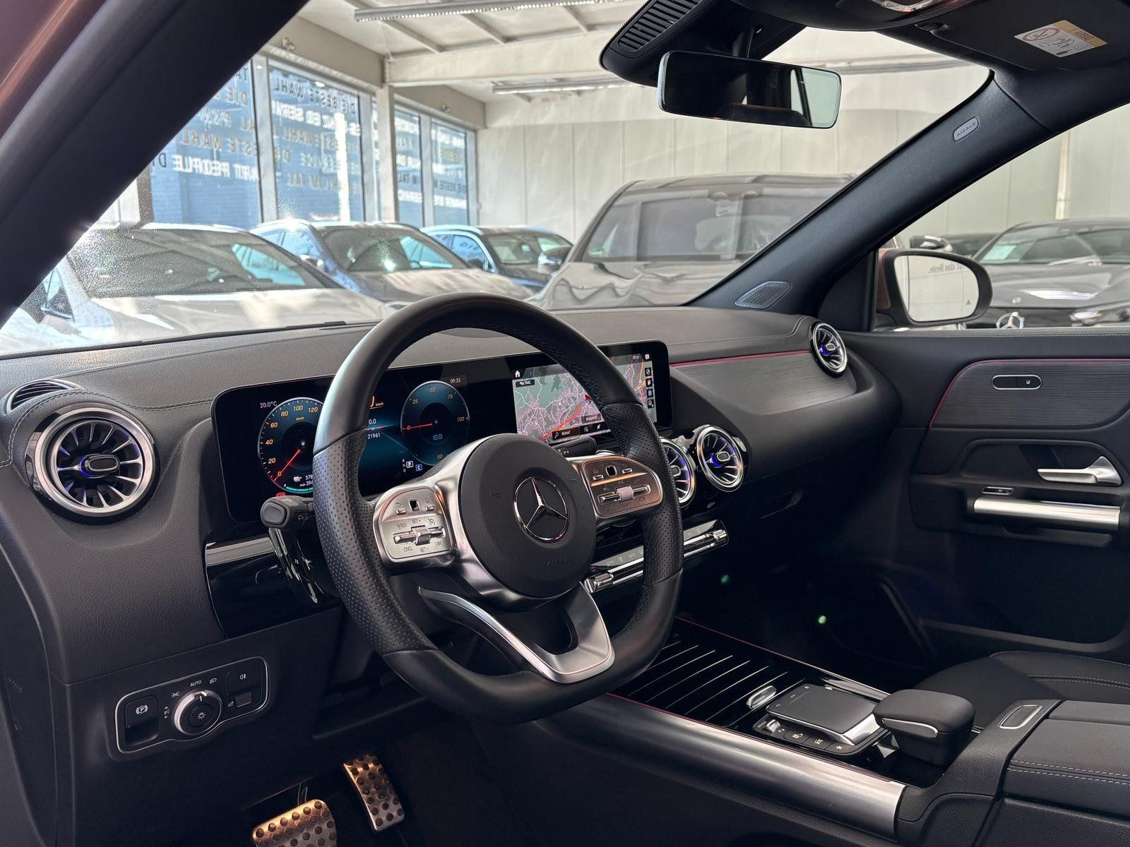 Fahrzeugabbildung Mercedes-Benz EQA 250+ AMG LEDER+EXKLUSIV+360+CARPLAY+AMBIENTE